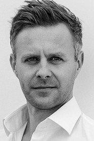 Tom Lister as Julian Marsh in 42nd Street 2019