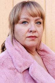 Vera Kasimir as Gitte Starkow in Stenzels Bescherung 2019