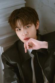 Suriyawit Thanomchaisanit as Mon in I Love You Two Thousand 2023