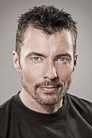 Thomas Hartmann as Vært in Comedy Aid 2014 2014