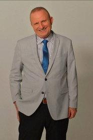 Massimo Borghetti as Giuseppe in Sanky Panky 2 2013