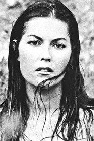Amparo Pilar as Queen in Cinderella and the Princess and the Pea 1976