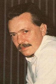 Gianfrancesco Guarnieri as Otávio in They Don't Wear Black Tie 1981