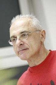 Giannalberto Bendazzi as Self - film critic, animation historian in Dreams about Alfeoni 2002