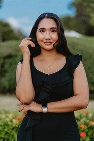 Juana Romero as Nathalie in Desde las sombras 2024