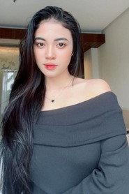 Devi Triana as in Pecel Chronicle 2022