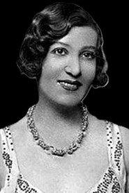 Connie Emerald as Lady Gaythorne (uncredited) in A Woman Rebels 1936