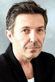 Emmanuel Donzella as Stéphane in La Bombe 2010