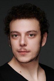 Eray Ertüren as Hasan in Give Me a Lighter 2018