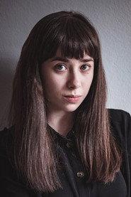 Martina Czyžová as Kara in Bloody Joke! 2025