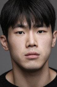 Kim Ah-seok as 경민 in Gyeong-ah's Daughter 2022