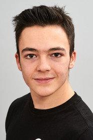 Álvaro Villaespesa as Dani (niño) in Biodiversidad 2014