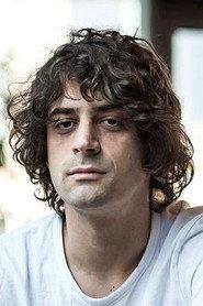 Can Evrenol as Osman in The List of Those Who Love Me 2022