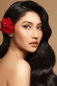 Riskyana Hidayat as Asti in Tasbih Kosong 2023