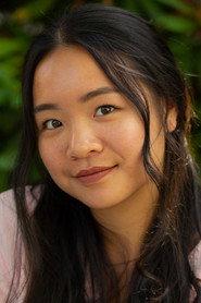 Jennifer Tong as Hannah in Honey Girls 2021