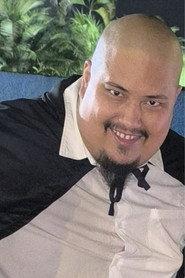 Matheus Akio as Homem in 2050 2024