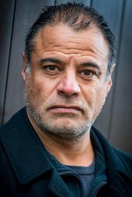 Iván Gallardo as Raimundo Hernandez in Ein Sommer in Andalusien 2020