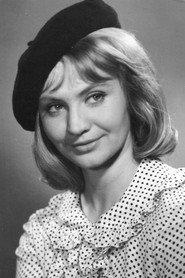 Lyudmila Mershchiy as Vasiliy's sister in The Newlywed 1964