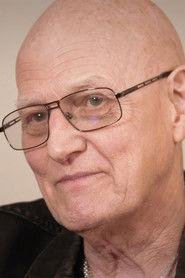 Chris Slade as Self - Drums in David Gilmour - London 1984 2009