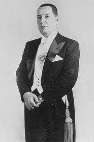 Juan Domingo Perón as Material de archivo fotográfico in Sara Facio: Having Been There 2024