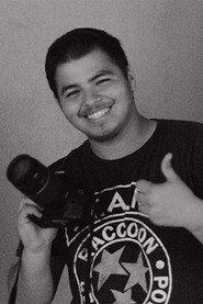 Brandon Cortez as Chico in Luna Roja 2021
