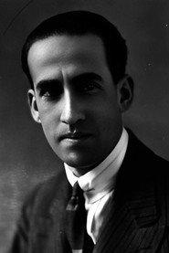 Luis G. Barreiro as Sr. Garnier in Gran Hotel 1944