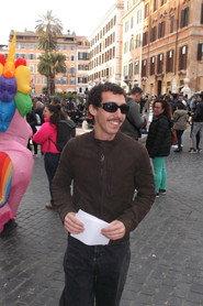 Tomás Viola as Alex in curARTE 2023