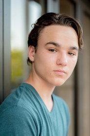 Jonas Lerway as Young Vincent in Autumn Road 2021