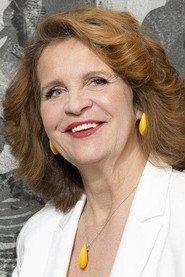 Riina Hein as Teele in Where the Heart Is 2020