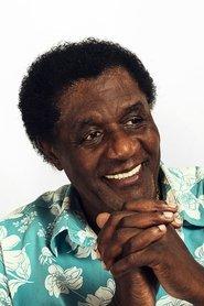 Tony Tornado as Olavo in Juntos e Enrolados 2021