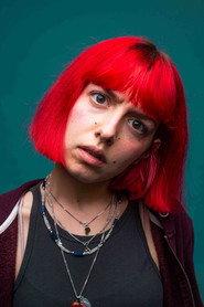 Aleksandra Kuzmanović as Fio in Schaf Im Wolfspelz