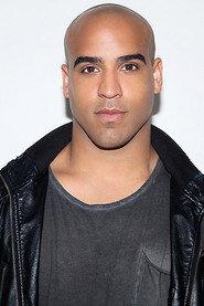 Matt Singletary as RJ in Hood 2015