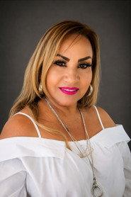 Teresa Rodriguez as Esperanza in El Cartel De La Linea 2021