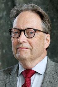 Horace Engdahl as Narrator (voice) in Likriktningen 2012