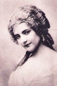 Francine Mussey as Hélène de Champleux in Mon oncle 1925