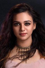 Bhavya Trikha as Janani in Idi Minnal Kadhal 2024