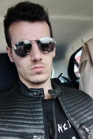 Valentino Charras Celentano as Franco / El Laucha / Mafioso enmascarado / Oso Nazi / El Flaco in El precio de la fortuna 2019