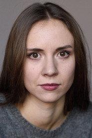 Lilli Lorenz as Die Junge in Jolly Rogers 2021