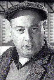 Alex Joffé as Passerby in Shoot the Piano Player 1960