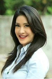 Elma Agustin as Sarah in Takut Kawin 2018