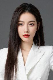 Fu Mei as Lisa in The Italian Recipe 2022