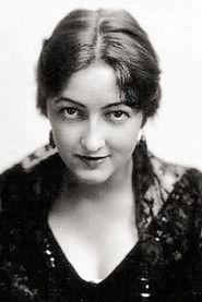 June Elvidge as Mrs. Dutton in Painted People 1924