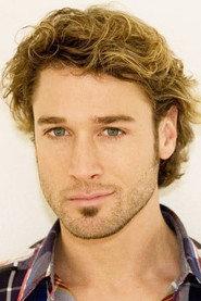 Kim Uylenbroek as Doctor / Alexander the Great in The Fall 2008