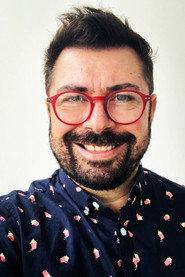 Rodolfo Guzmán as Papá escuela in The Request 2020