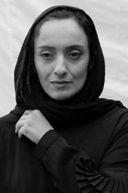 Nasim Ahmadpour as Museum Guide in Careless Crime 2021