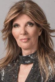 Katerina Stanisi as Singer in The Lifebelt 2020