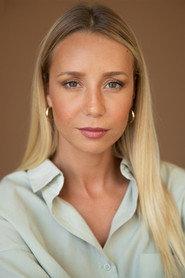 Sofia Arruda as Patrícia in What's New About Love? 2012