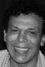 Hassan El-Adl as in Fatuat darab aleisal 1985