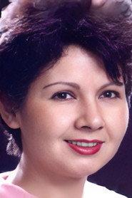 Hatice Nuran Paro as Sitti Nine in Sinema Bir Mucizedir 2005