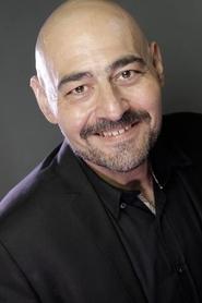 Cem Cücenoğlu as in Pelesenk Ailesi 2024